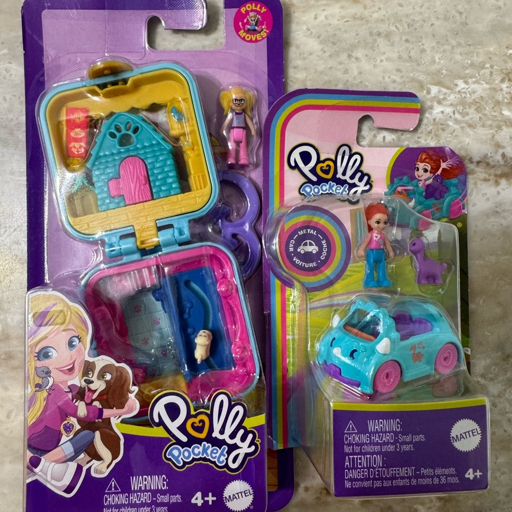 Polly Pocket Adventure Playset with Blue and Pink Accessories